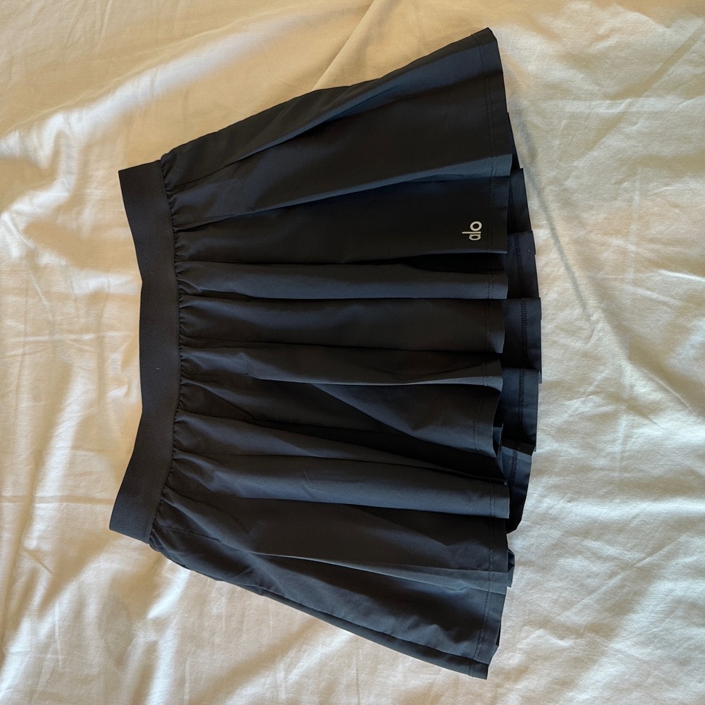 ALO Varsity Tennis Skirt in Black Size Small ($74)